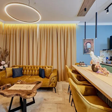 شقة Florance Luxury In نيسيبار