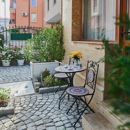 Lejlighed Florance Luxury In *