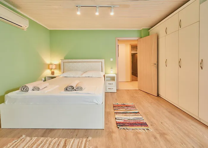 Апартамент Florance Luxury In *